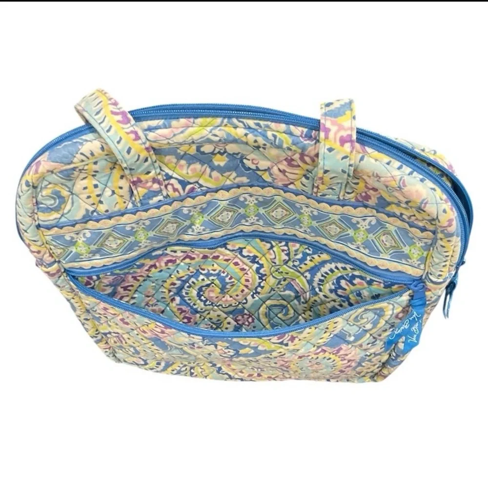 Vera Bradley Retired Capri Blue Large Quilted Paisley Shoulder Tote Bag - Picture 7 of 12